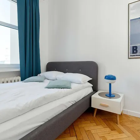 Kompaktowy W Centrum Blisko Plazy Miejskiej By Renters Διαμέρισμα Γκντίνια