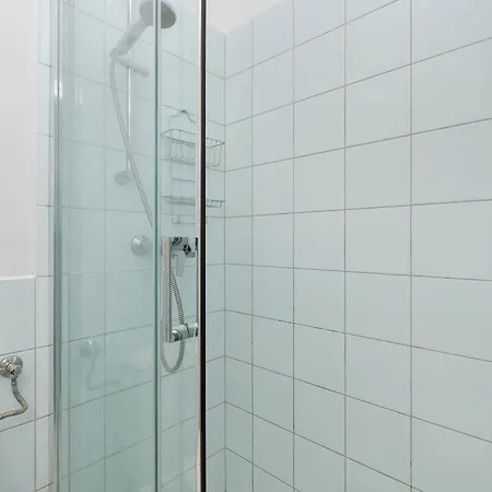 Kompaktowy W Centrum Blisko Plazy Miejskiej By Renters Apartmán Gdyně